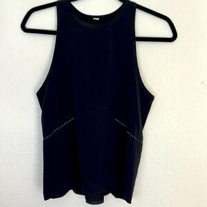 Lululemon reflective tank